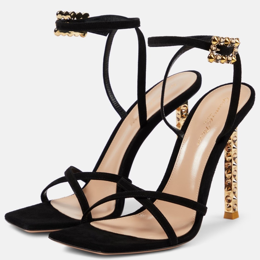 GIANVITO ROSSI
Wonder embellished suede sandals
Size:39.5 - Picture 8 of 8